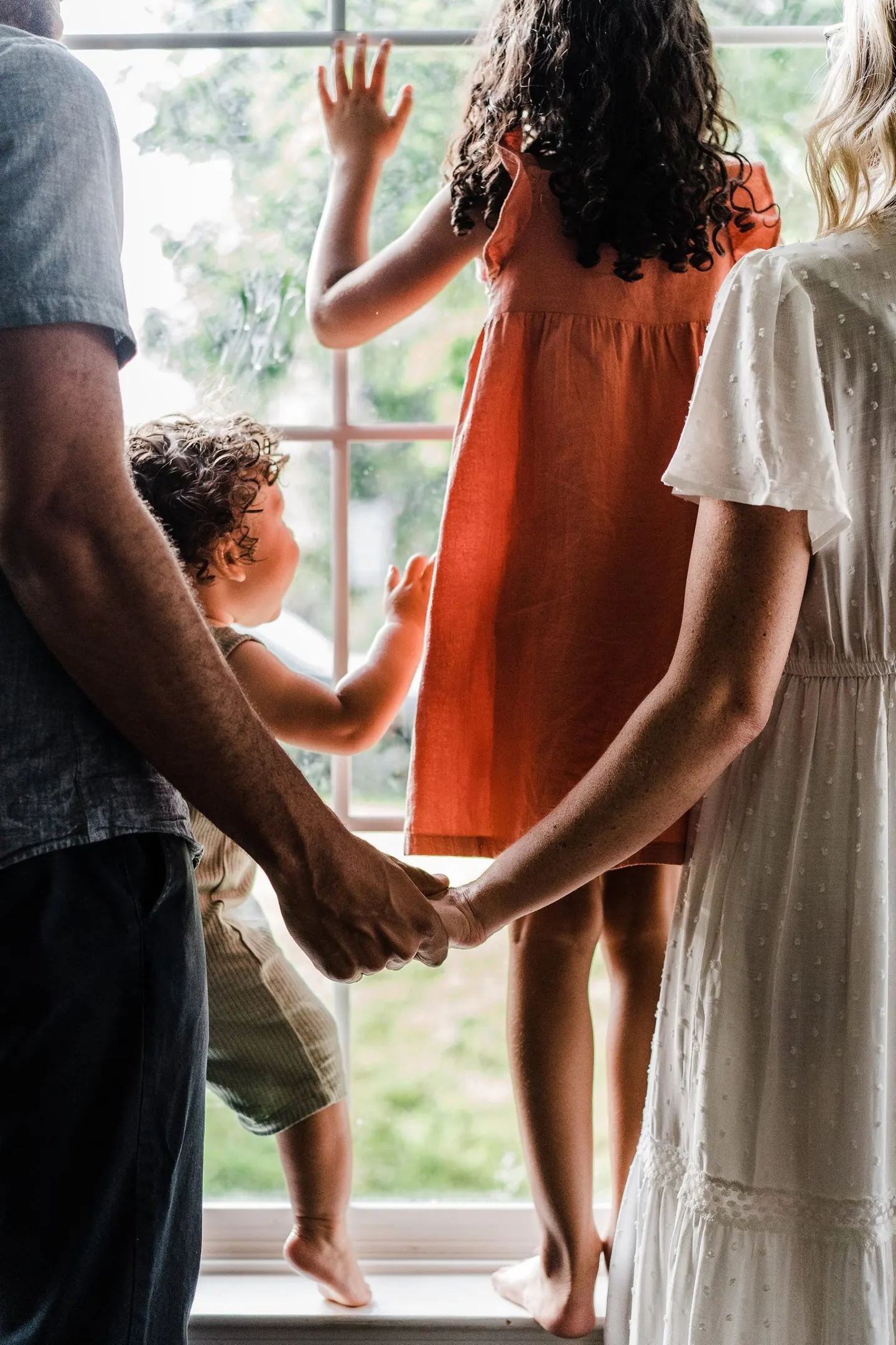 lifestyle family photos at home by charlottesville photographer