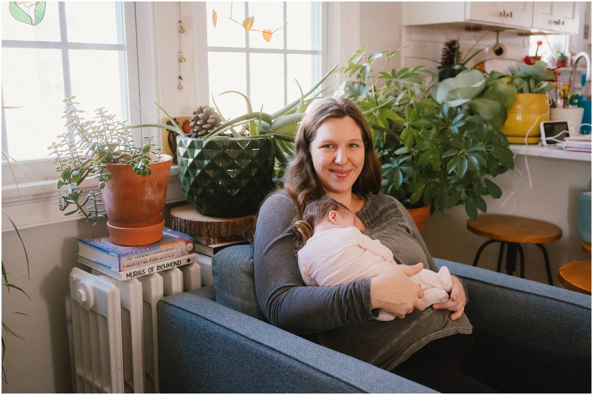 Winter newborn photos in Richmond, VA