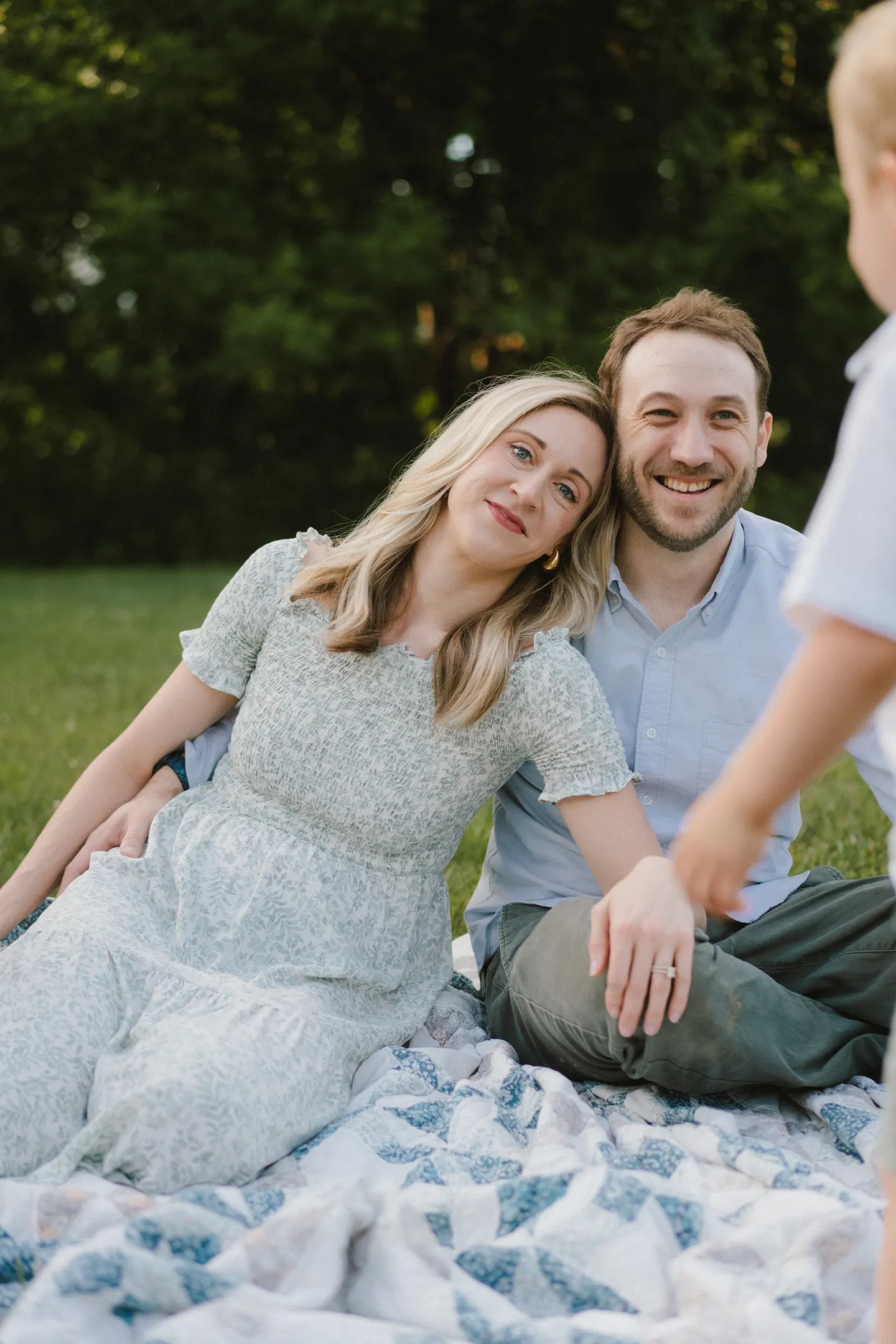A playful outdoor family session with 3 kids in Charlottesville