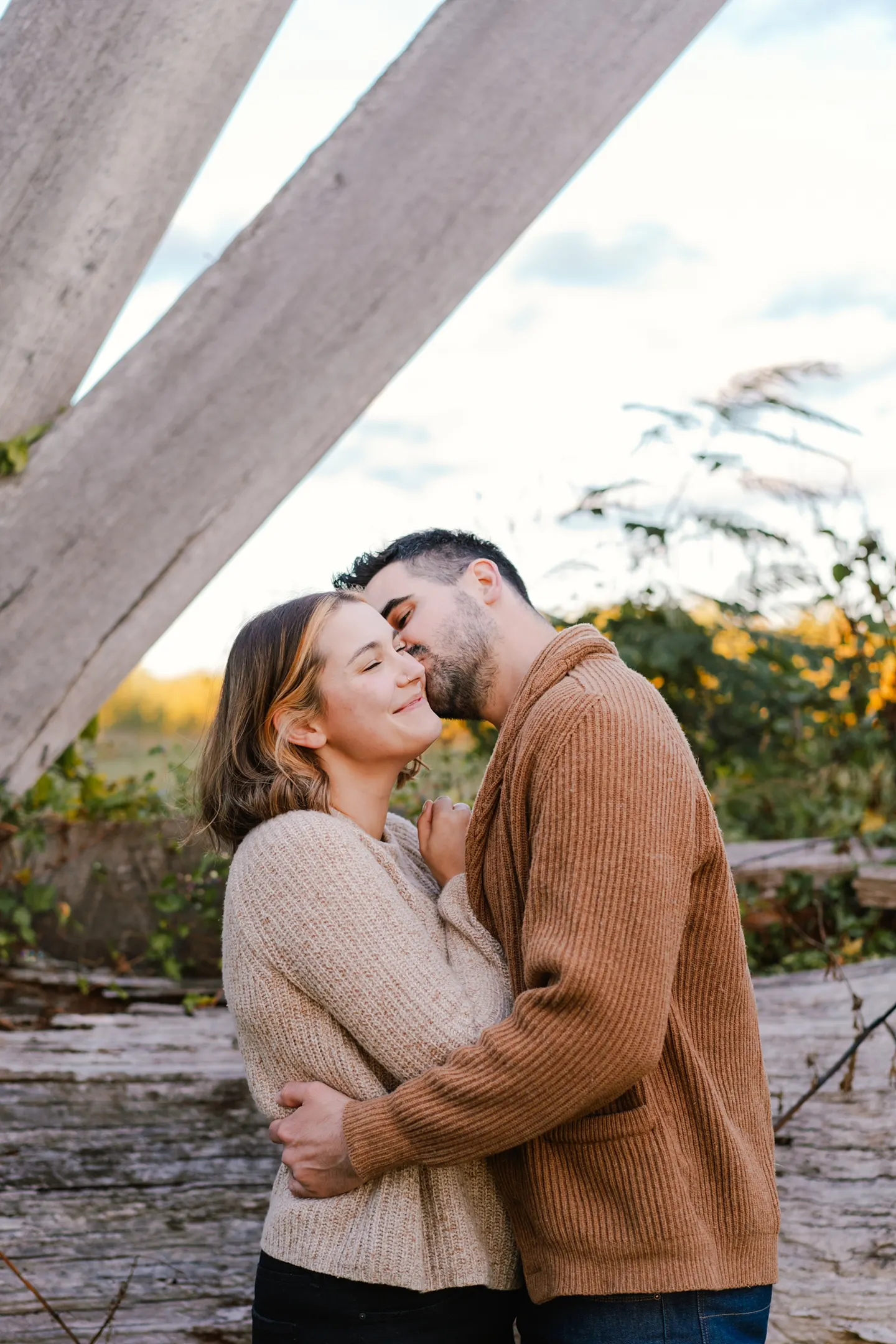 Outdoor fall photos in Charlottesville, VA with a family of 3