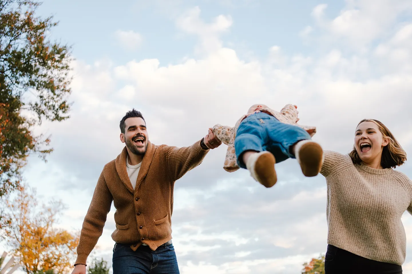 Outdoor fall photos in Charlottesville, VA with a family of 3