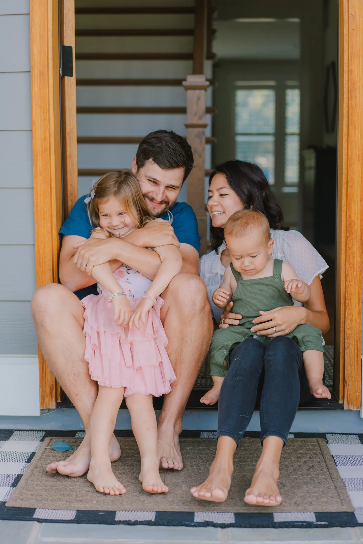 One year old family photos at home | The Dunn Family