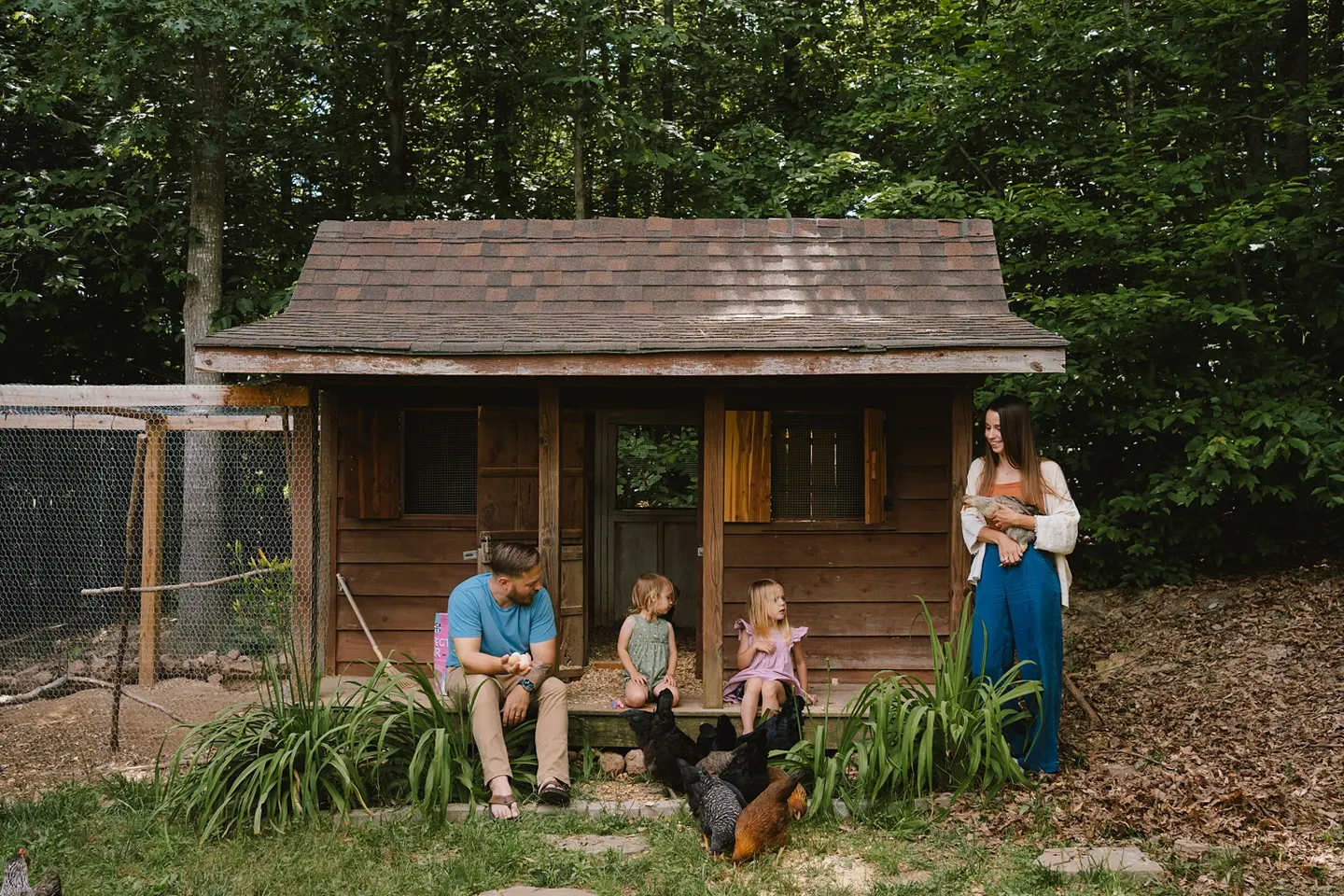 Featured | family photos at home (and the chicken coop)