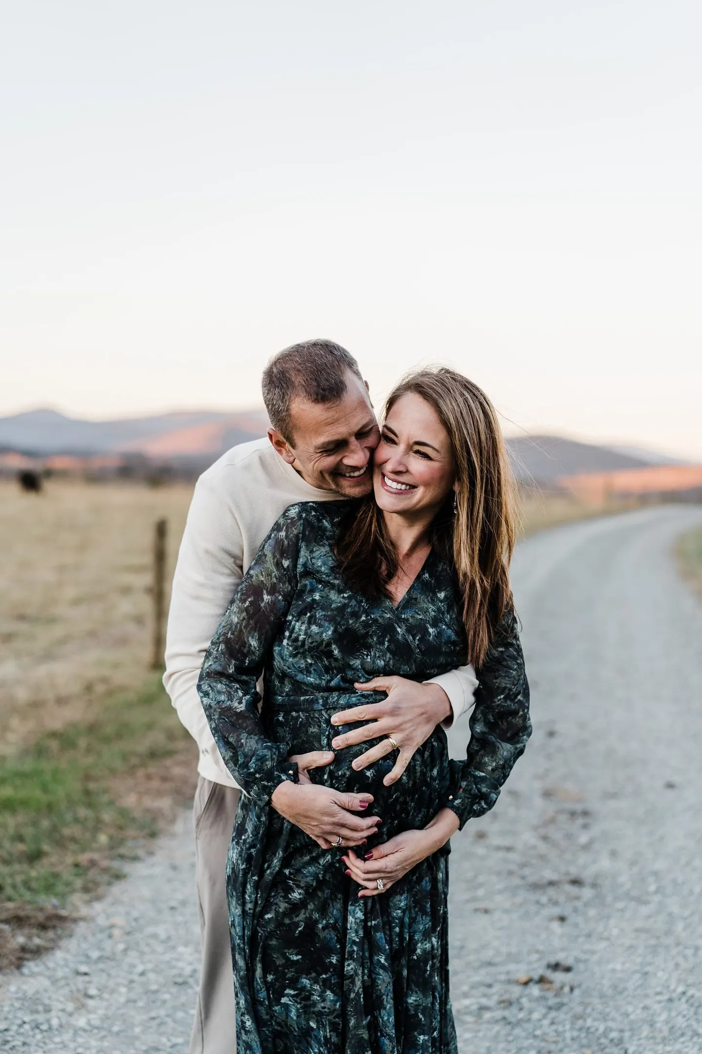 winter maternity session in charlottesville va