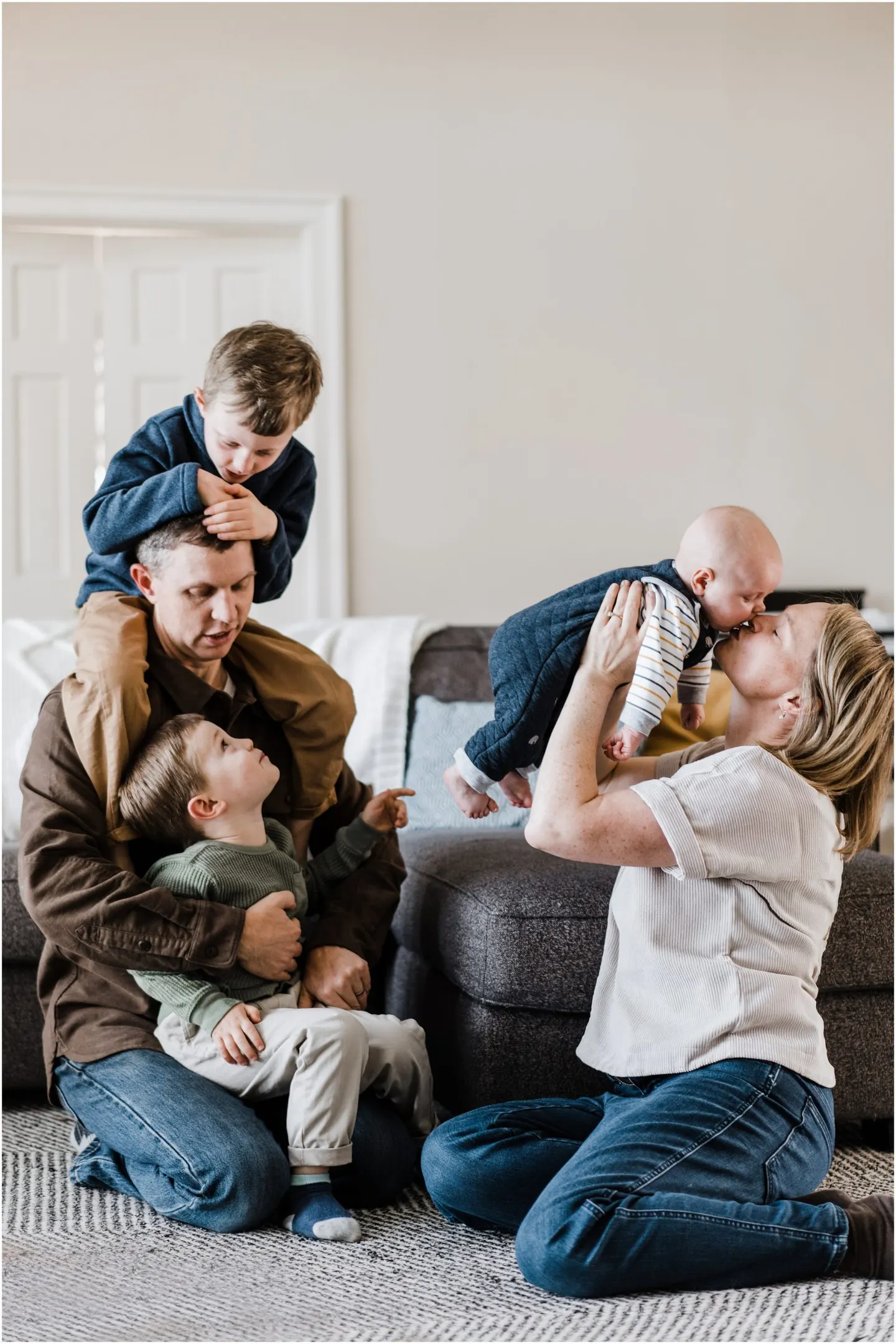 Relaxed newborn photos at home in Crozet