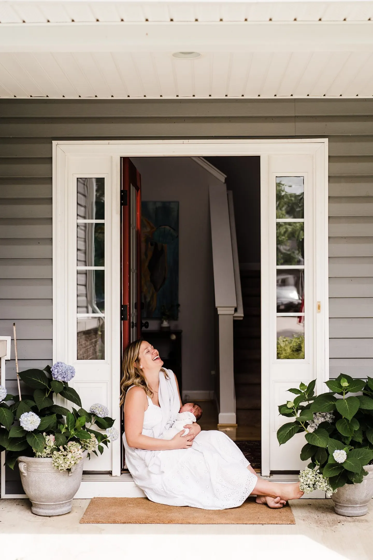 Summer lifestyle newborn photos at home | Charlottesville, VA