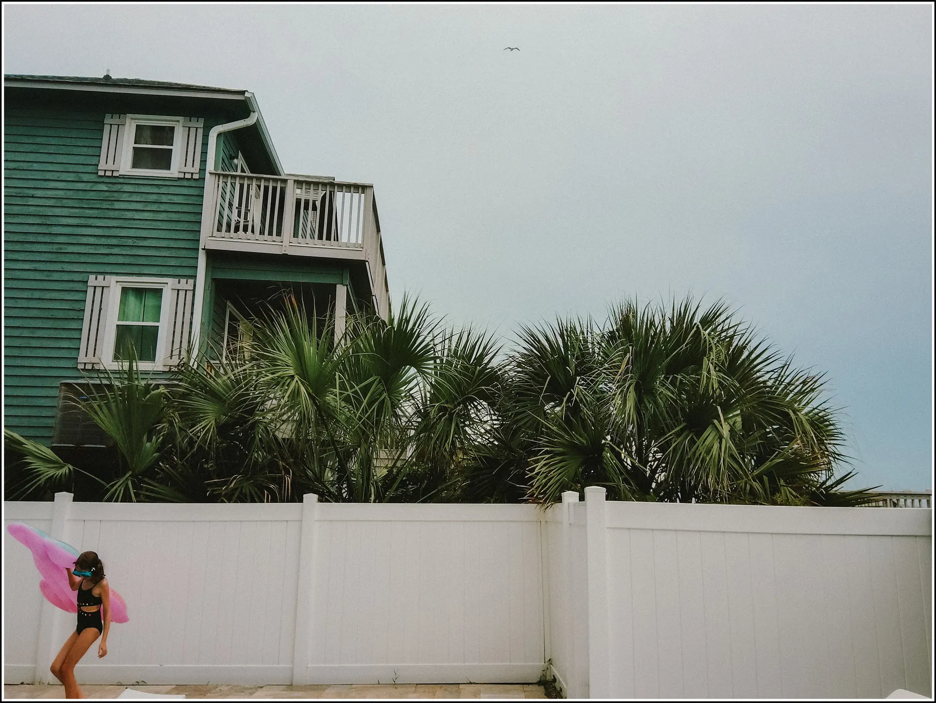 how to photograph vacation with a point and shoot camera