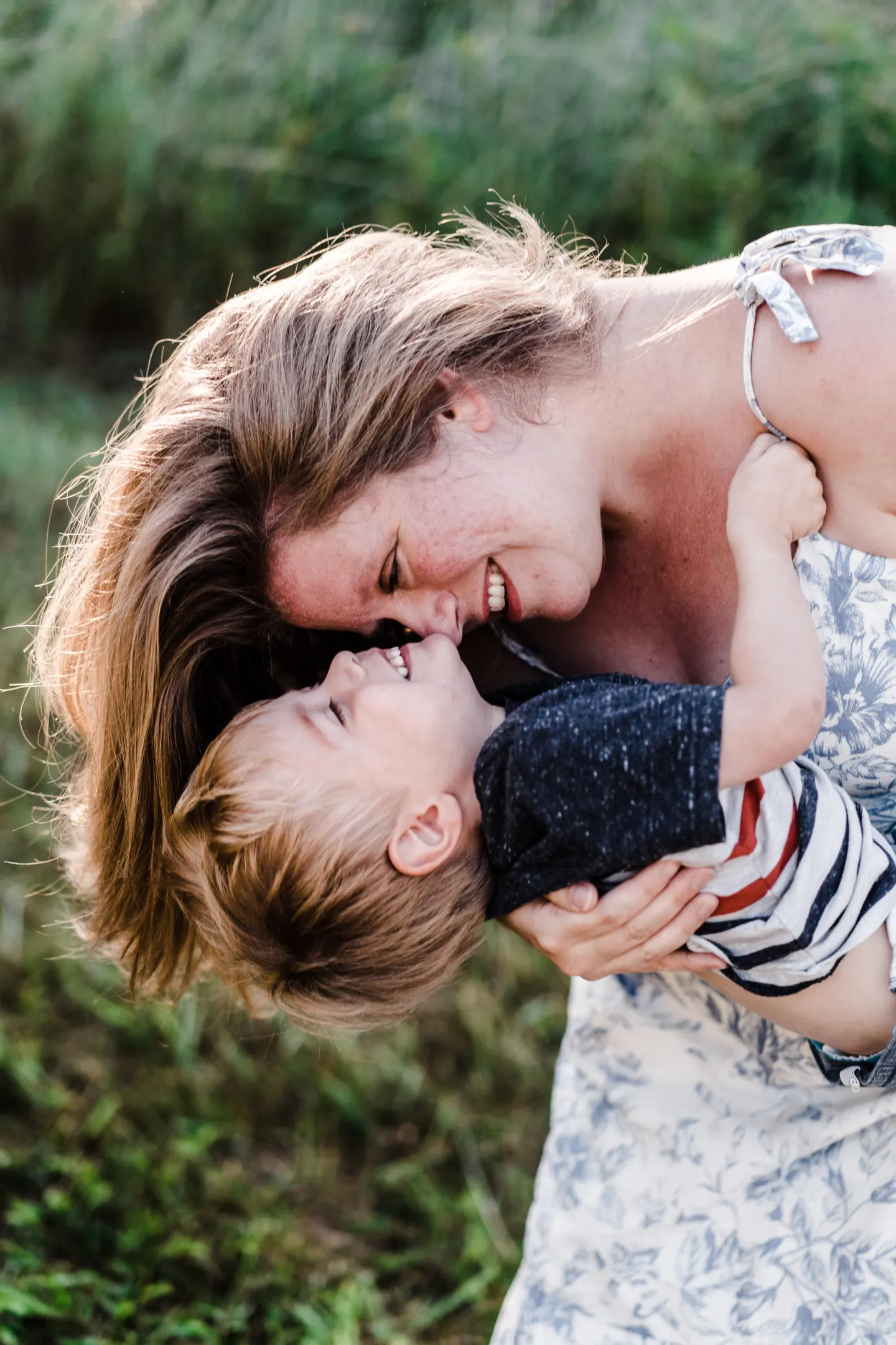 3 fun prompts for outdoor family photos